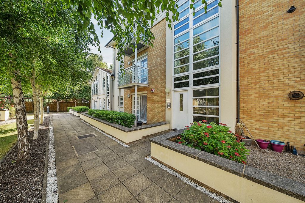 Property photo 1 of 22 1315889-2-686250c...