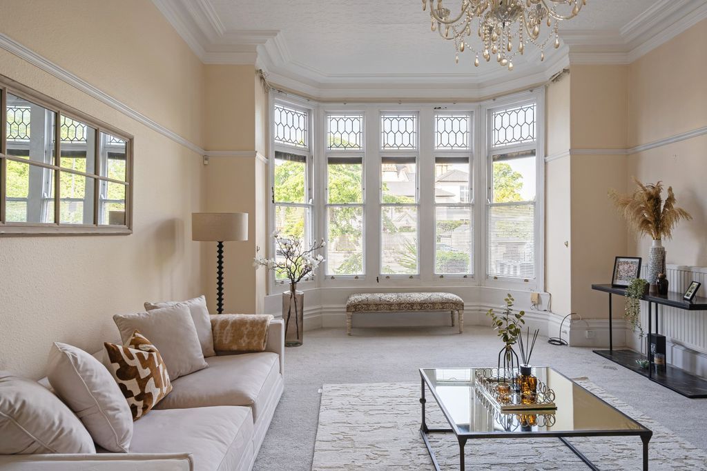 Property photo 1 of 15 Drawing Room