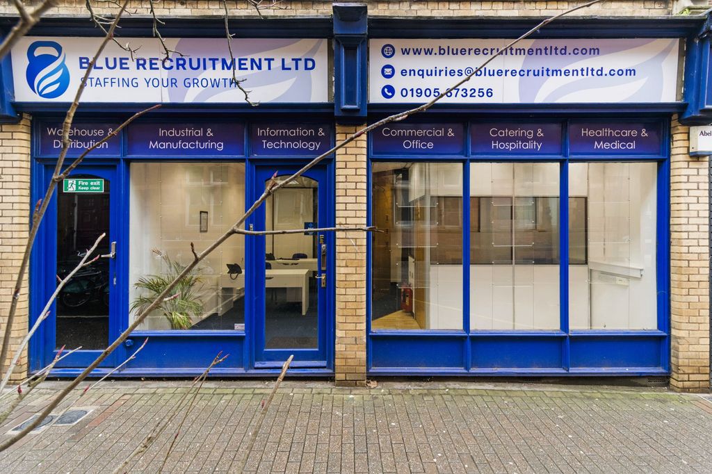 Property photo 2 of 14