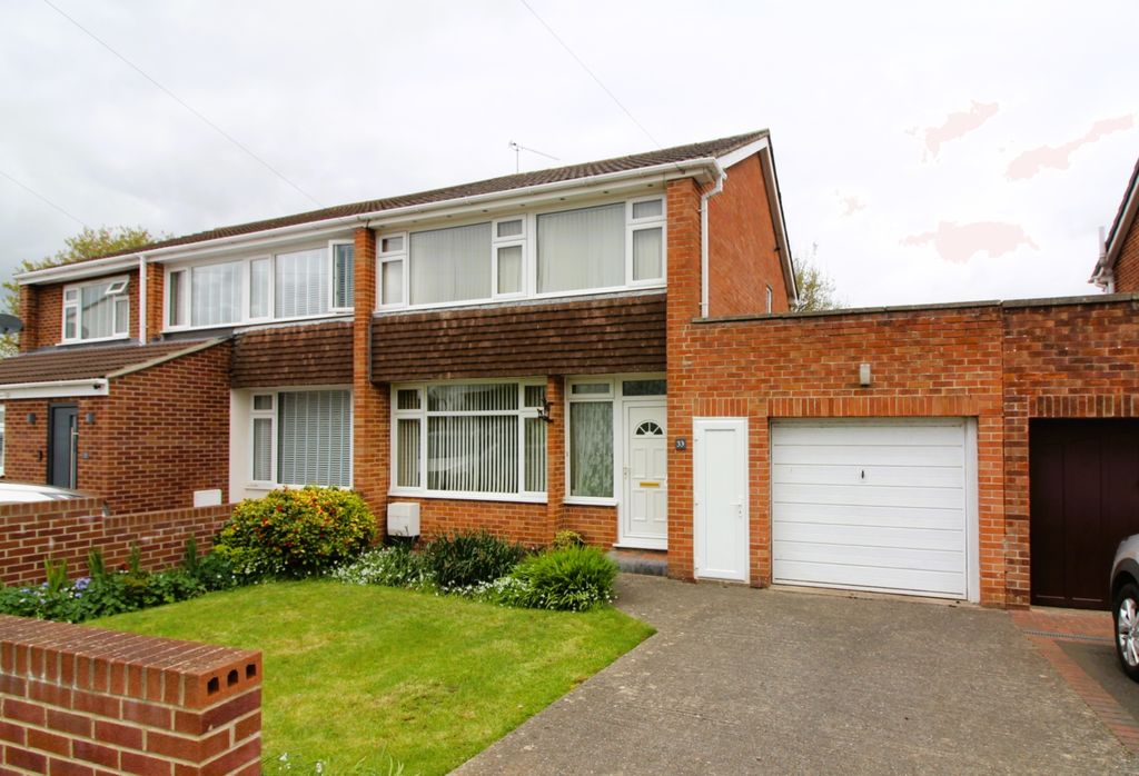 Property photo 1 of 31 Img_4447