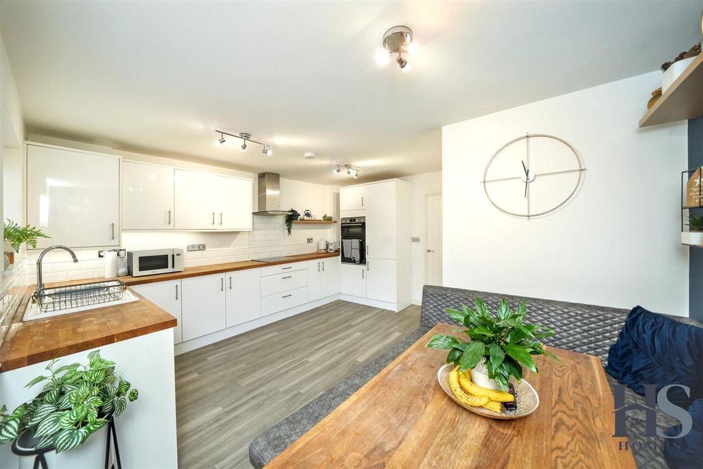 Property photo 2 of 22 Kitchen Diner.Jpg