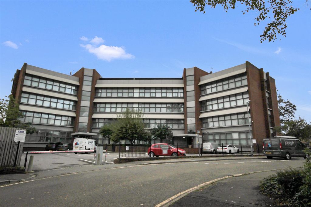 Property photo 1 of 8 Front.Jpg