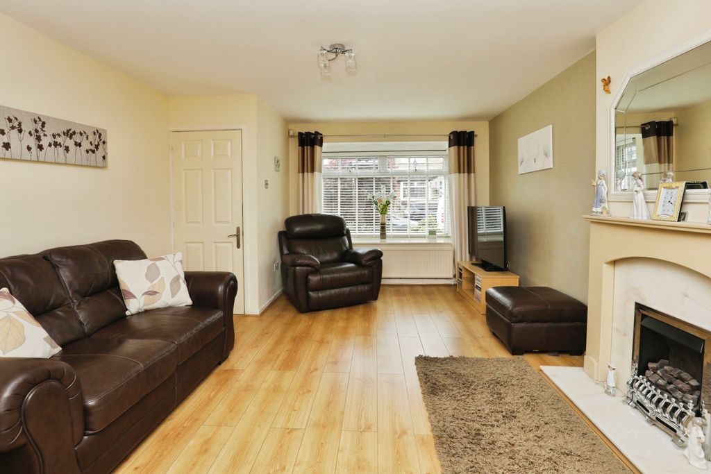 Property photo 2 of 15