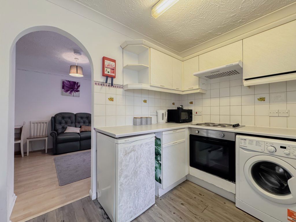 Property photo 3 of 14