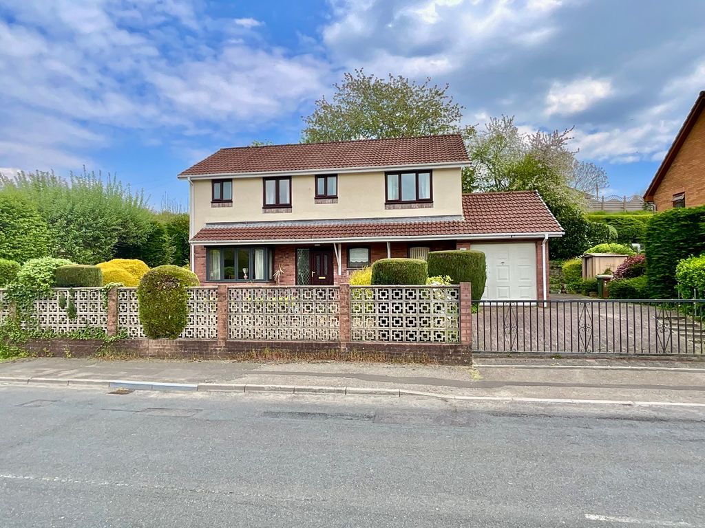 Property photo 1 of 22