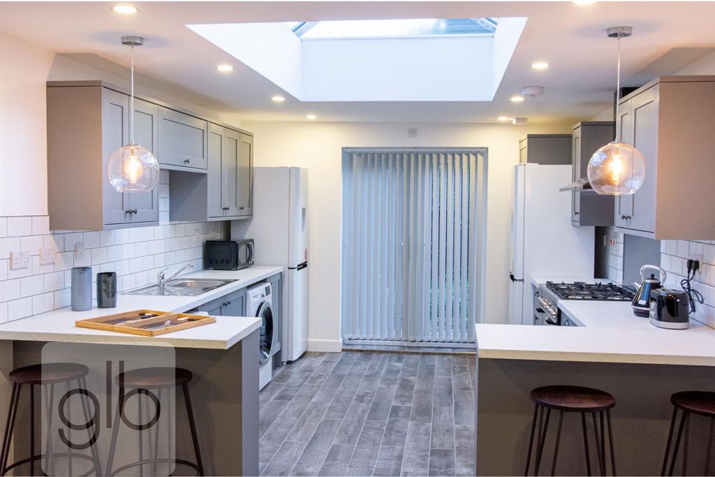 Property photo 3 of 7 1.Png