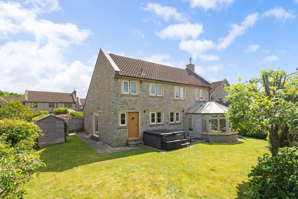 Property photo 1 of 13 Rear Garden