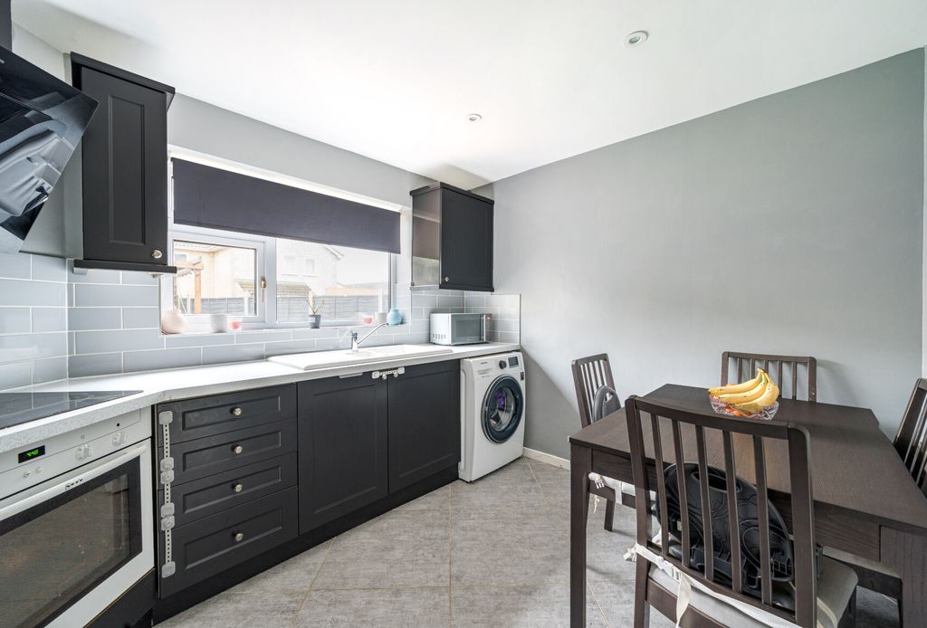 Property photo 3 of 20 1206145 (4).Jpg