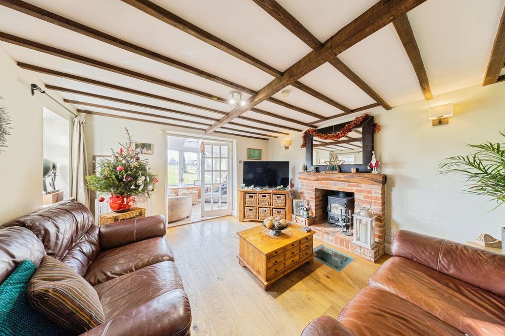 Property photo 3 of 27