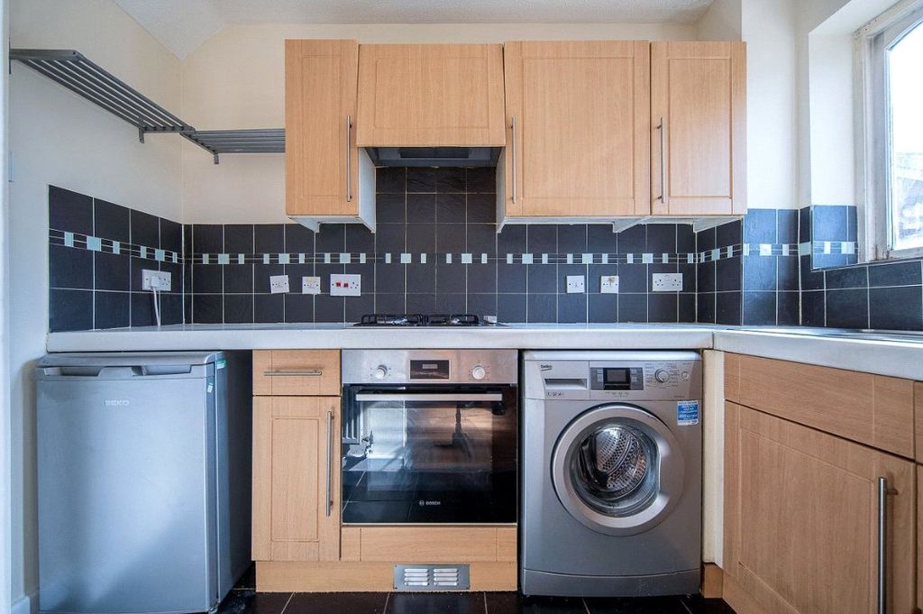 Property photo 2 of 12 Picture No. 04