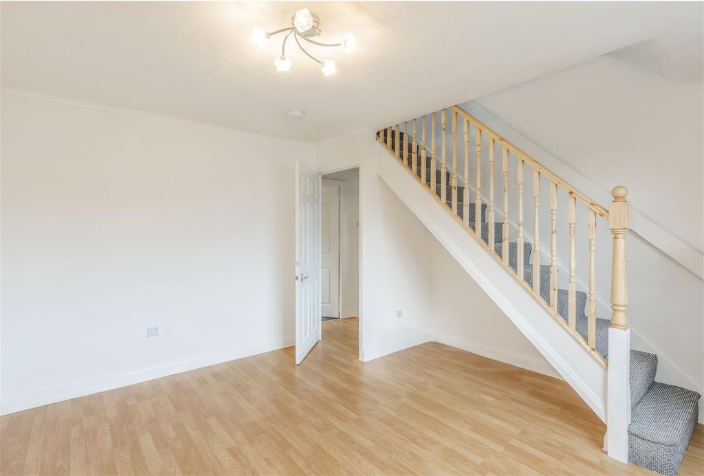 Property photo 3 of 14 01.Jpg