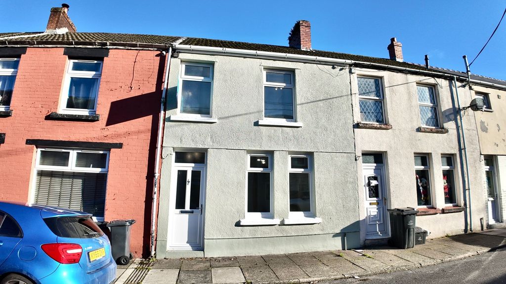 Property photo 1 of 20