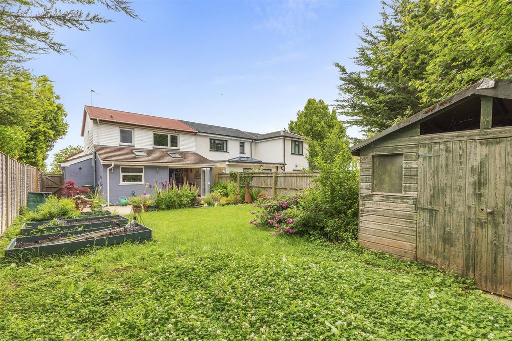 Property photo 2 of 14