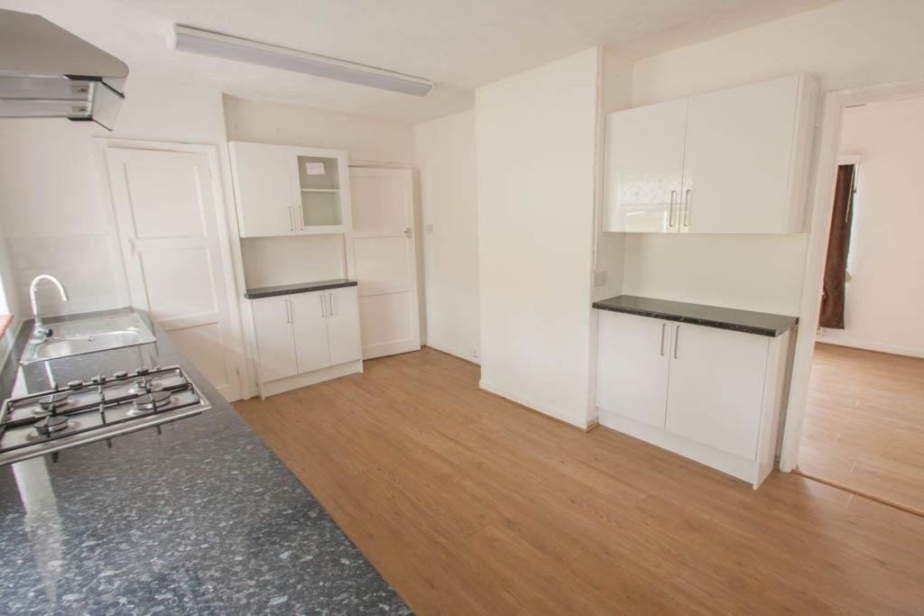 Property photo 3 of 12 Gallery