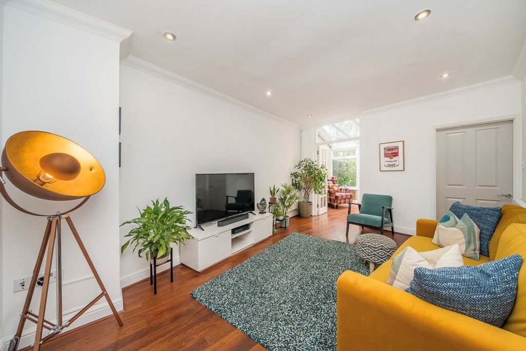 Property photo 2 of 15