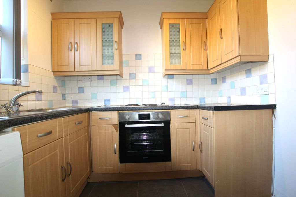 Property photo 3 of 14