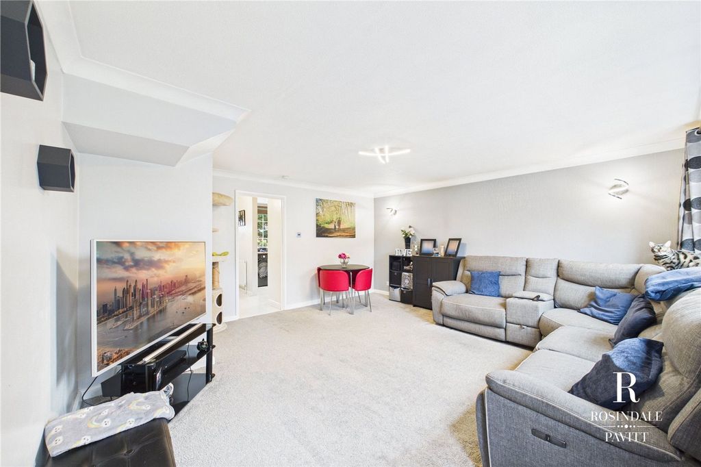 Property photo 3 of 22