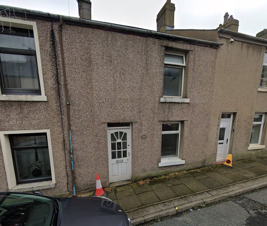 Property photo 1 of 11