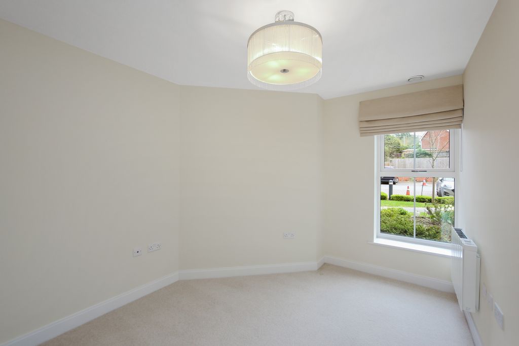 Property photo 3 of 8