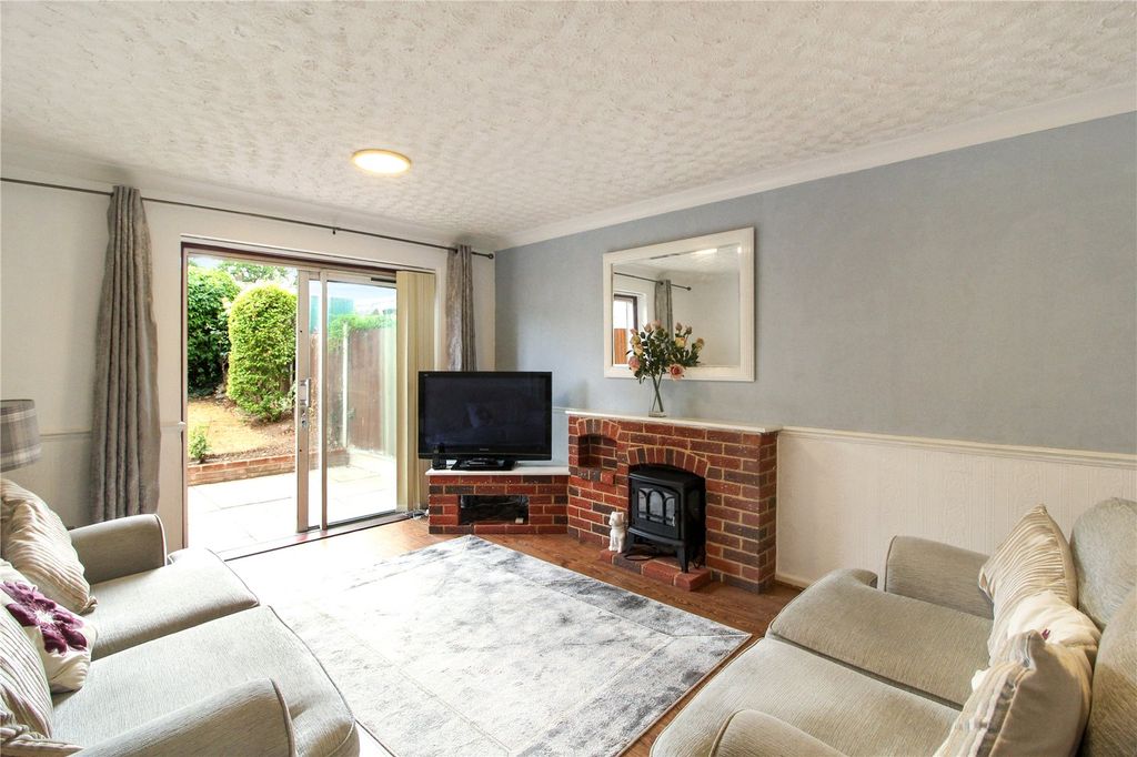 Property photo 2 of 17 Picture No. 12