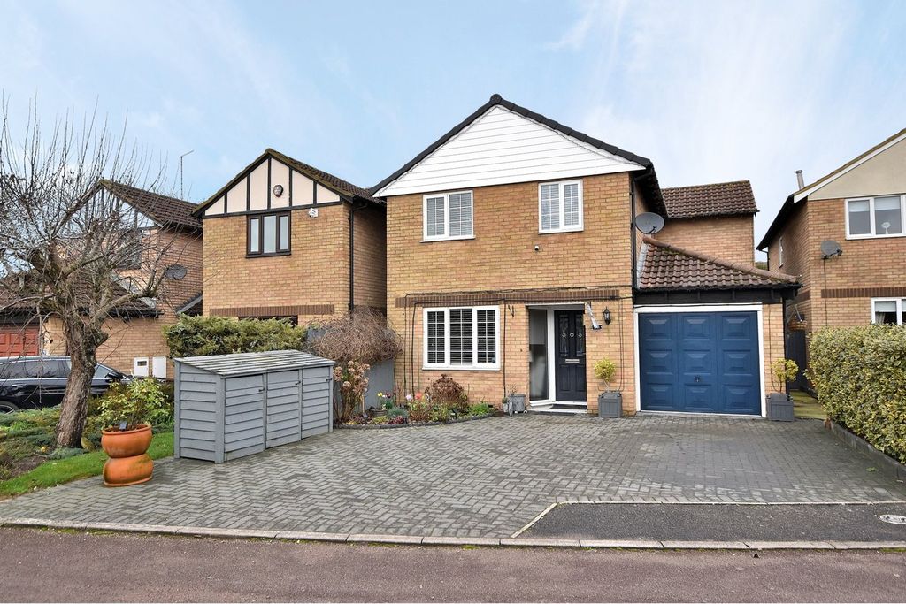 Property photo 1 of 21