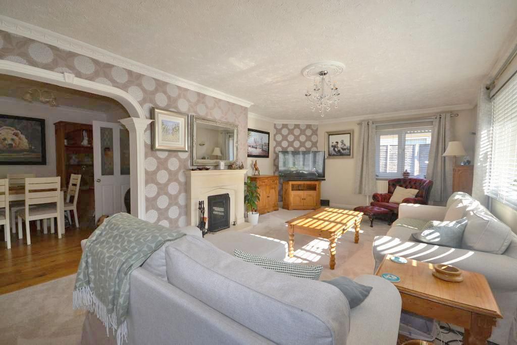 Property photo 3 of 24 Living Room