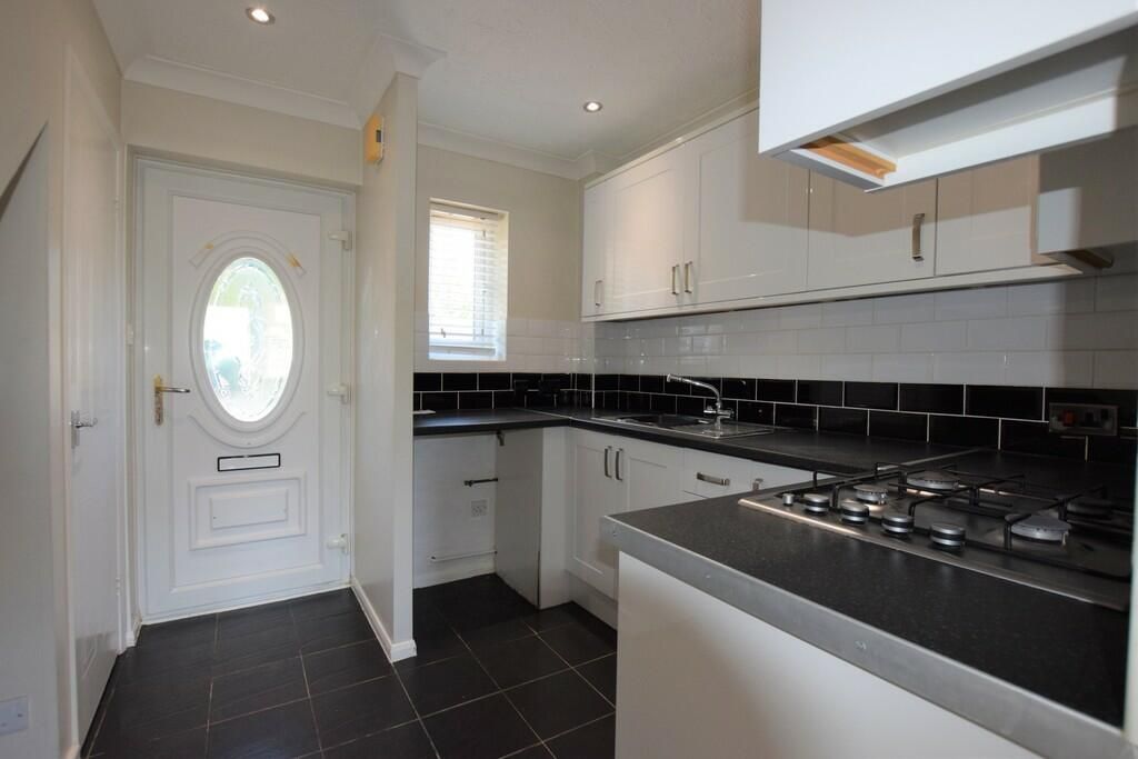 Property photo 3 of 9