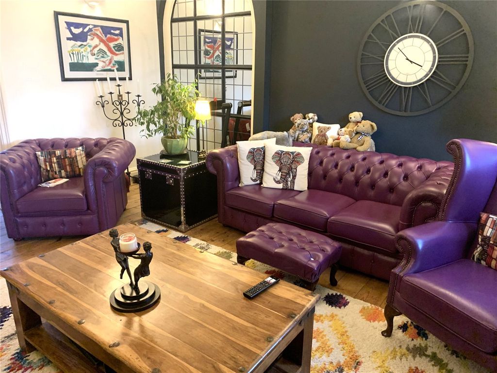 Property photo 3 of 18 Picture No. 13