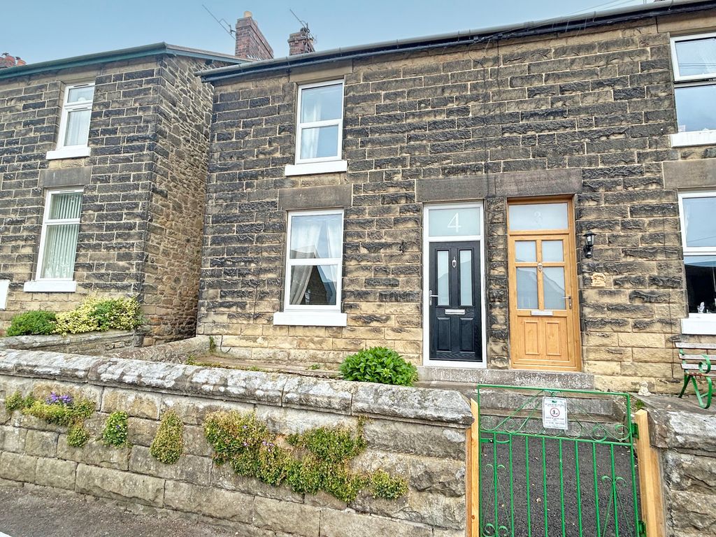 Property photo 1 of 12 Front
