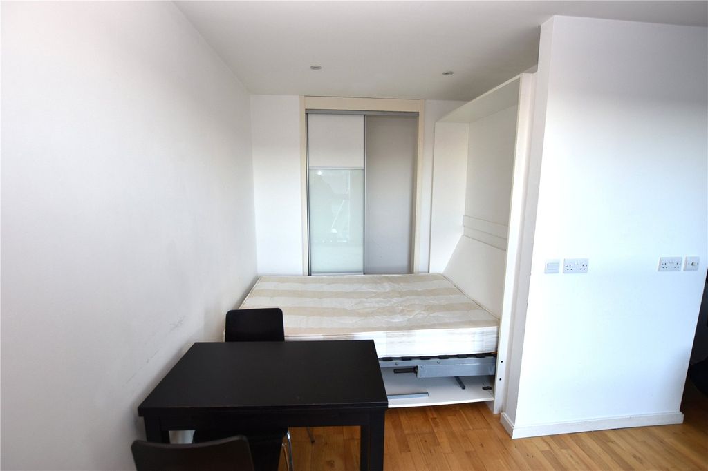 Property photo 3 of 6 Picture No. 03