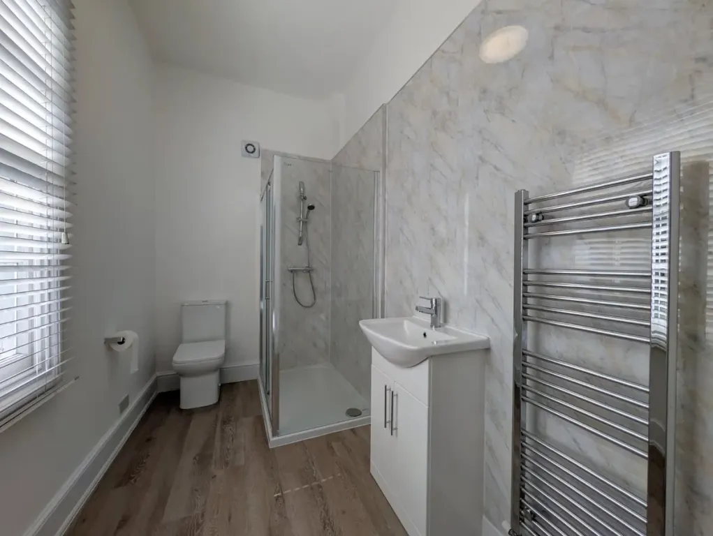 Property photo 3 of 3