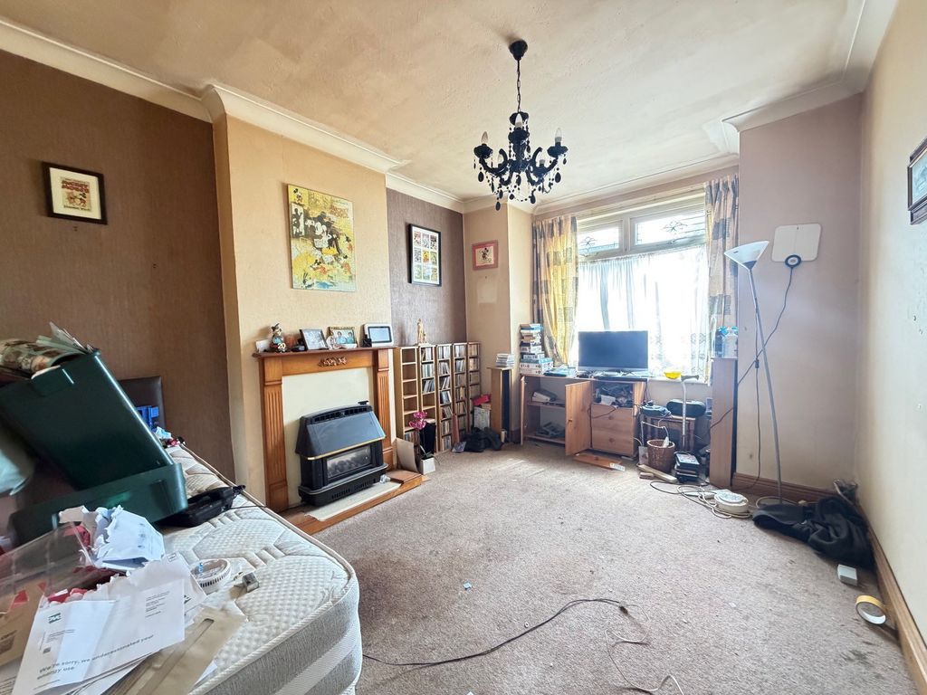 Property photo 2 of 10 Photo 1