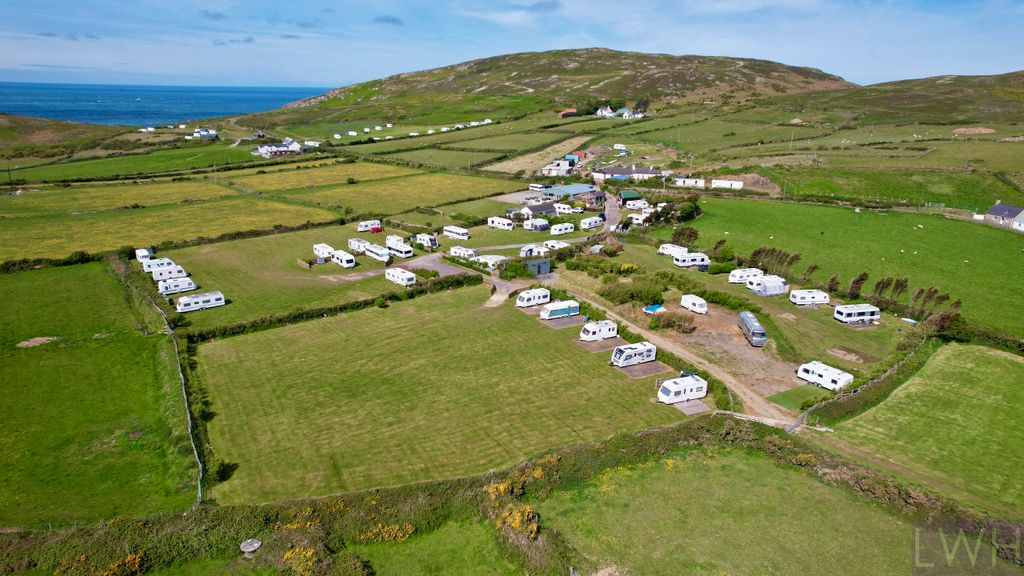 Property photo 1 of 17 Croeso | Welcome