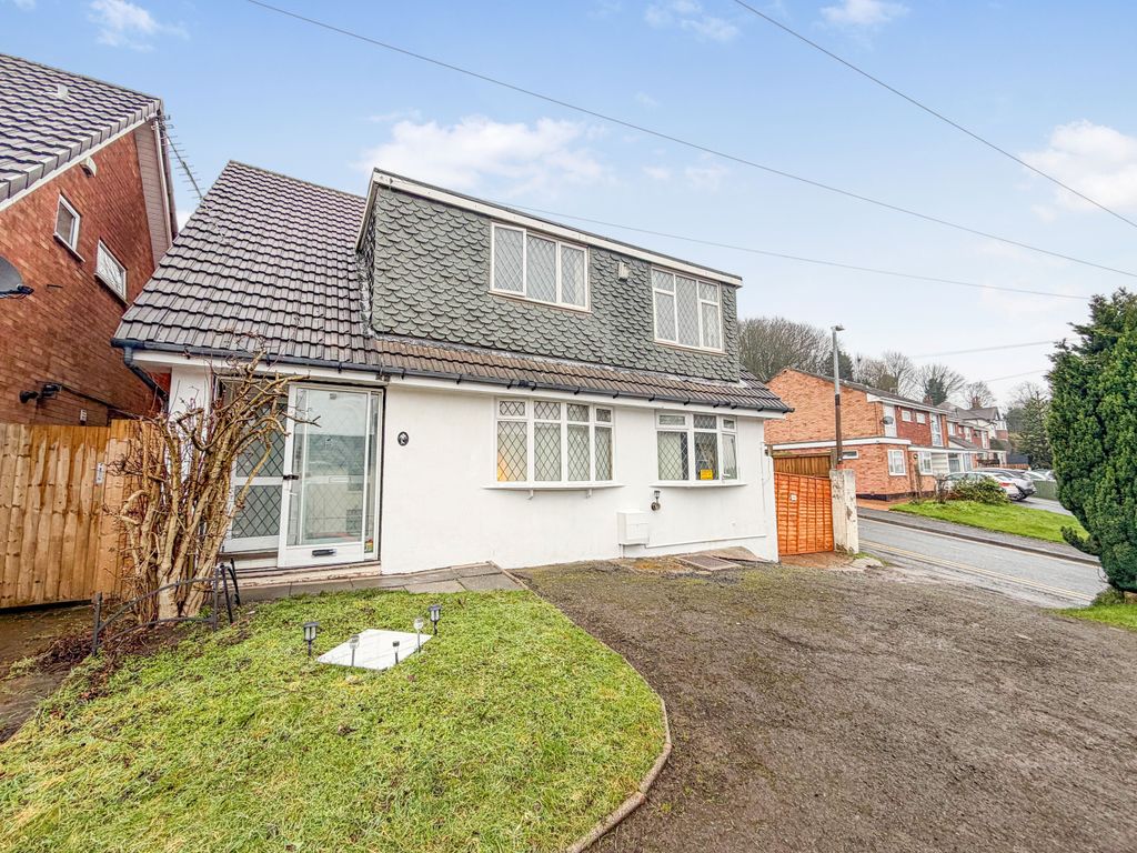 Property photo 2 of 21