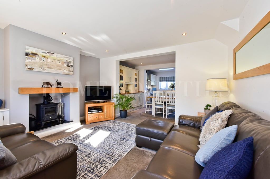 Property photo 2 of 26