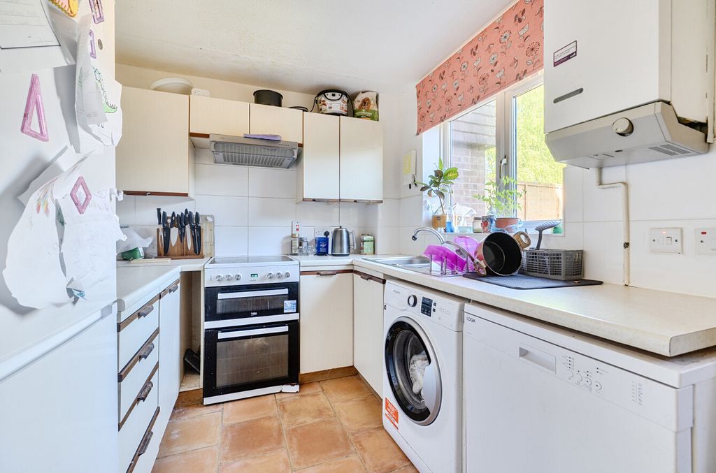 Property photo 3 of 12 1441146-6-69Eb3c1...