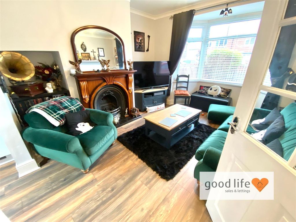 Property photo 2 of 16 20251129_121806785_Iosacklamavenue.Jpg