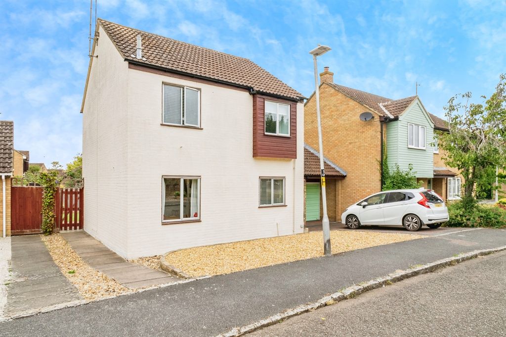 Property photo 1 of 17