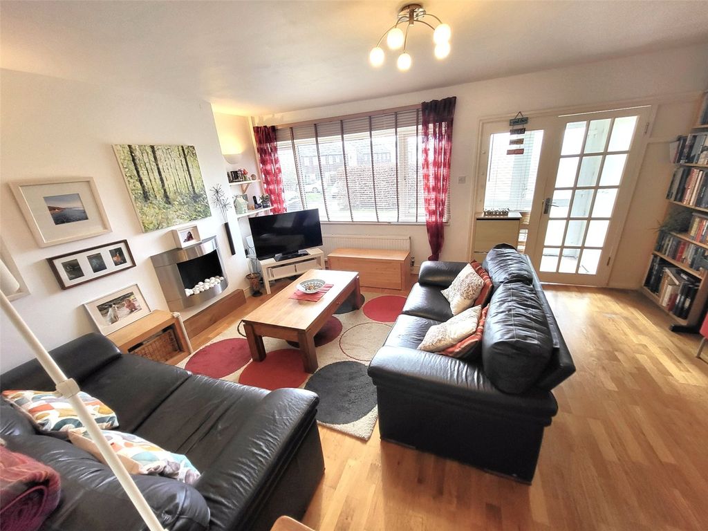 Property photo 3 of 29 Picture No. 26