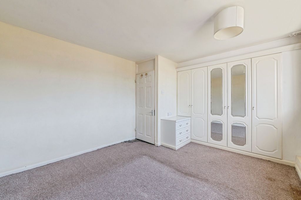 Property photo 2 of 15 Pbox-Img.Jpg