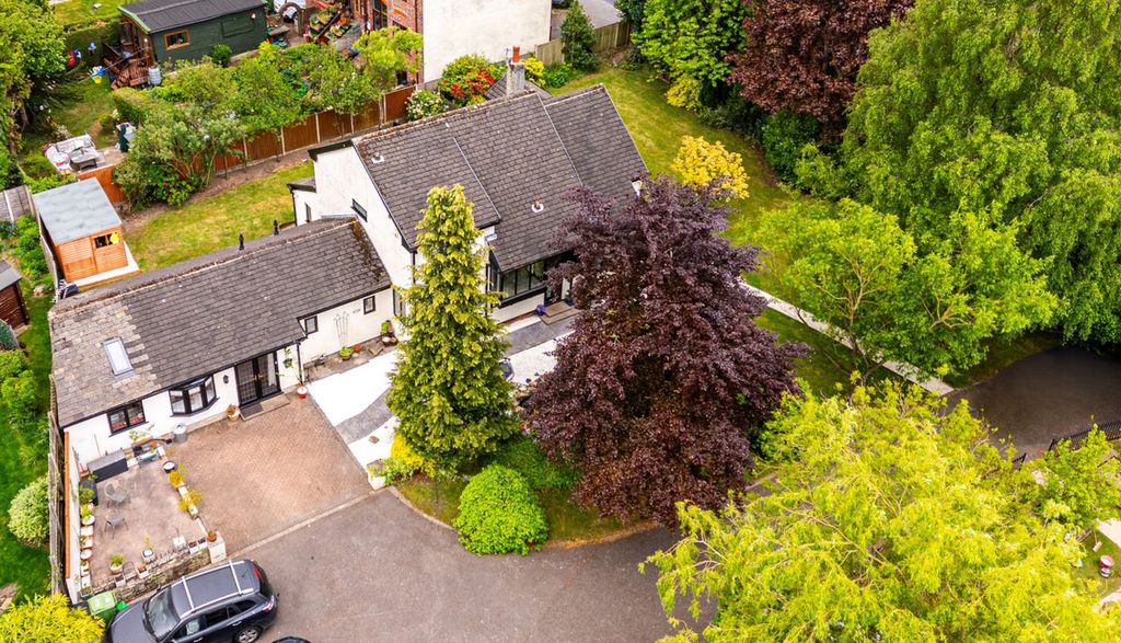 Property photo 1 of 50