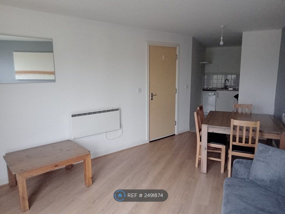 Property photo 3 of 23