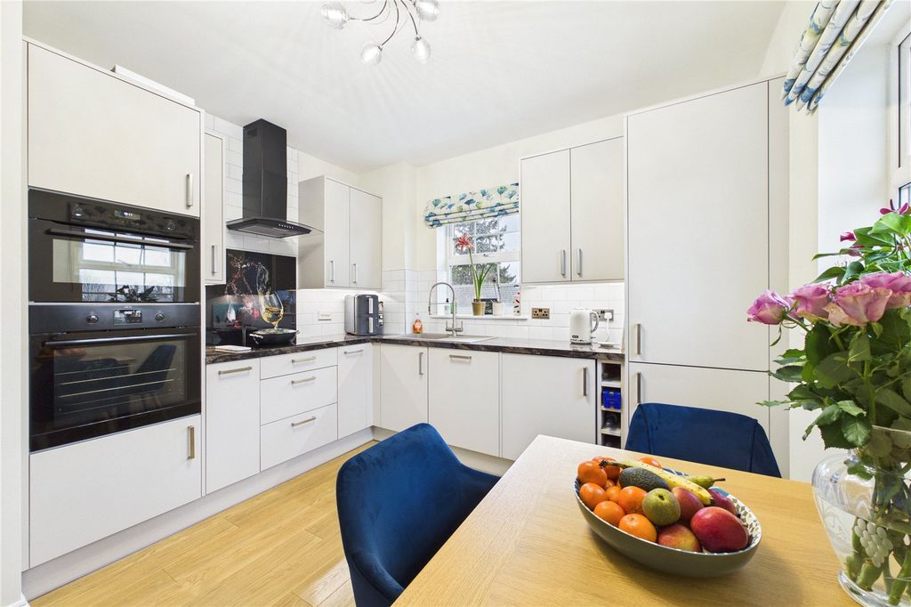 Property photo 3 of 17 Kitchen/ Diner