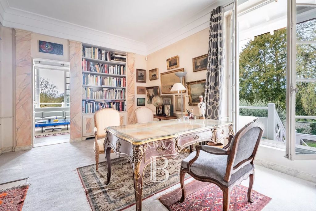 Property photo 3 of 14