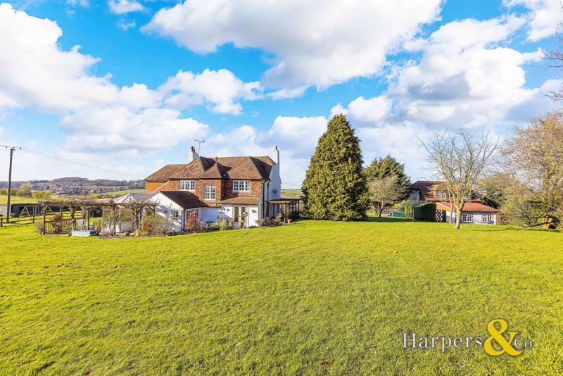 Property photo 2 of 28 Photo 27