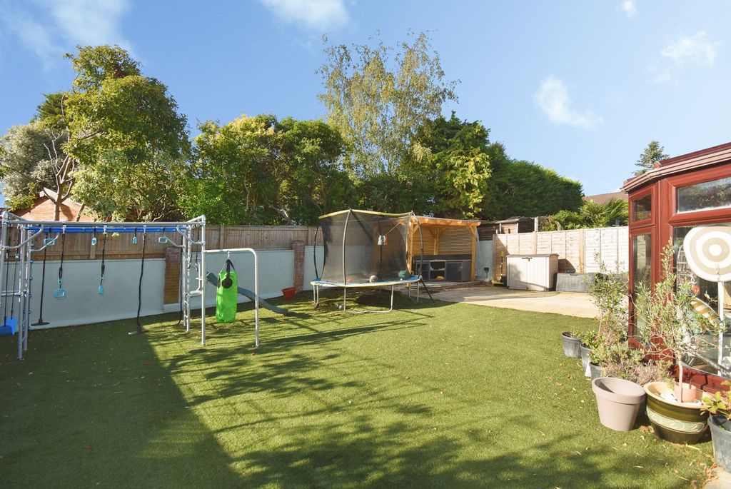 Property photo 2 of 17 Pbox-Img.Jpg