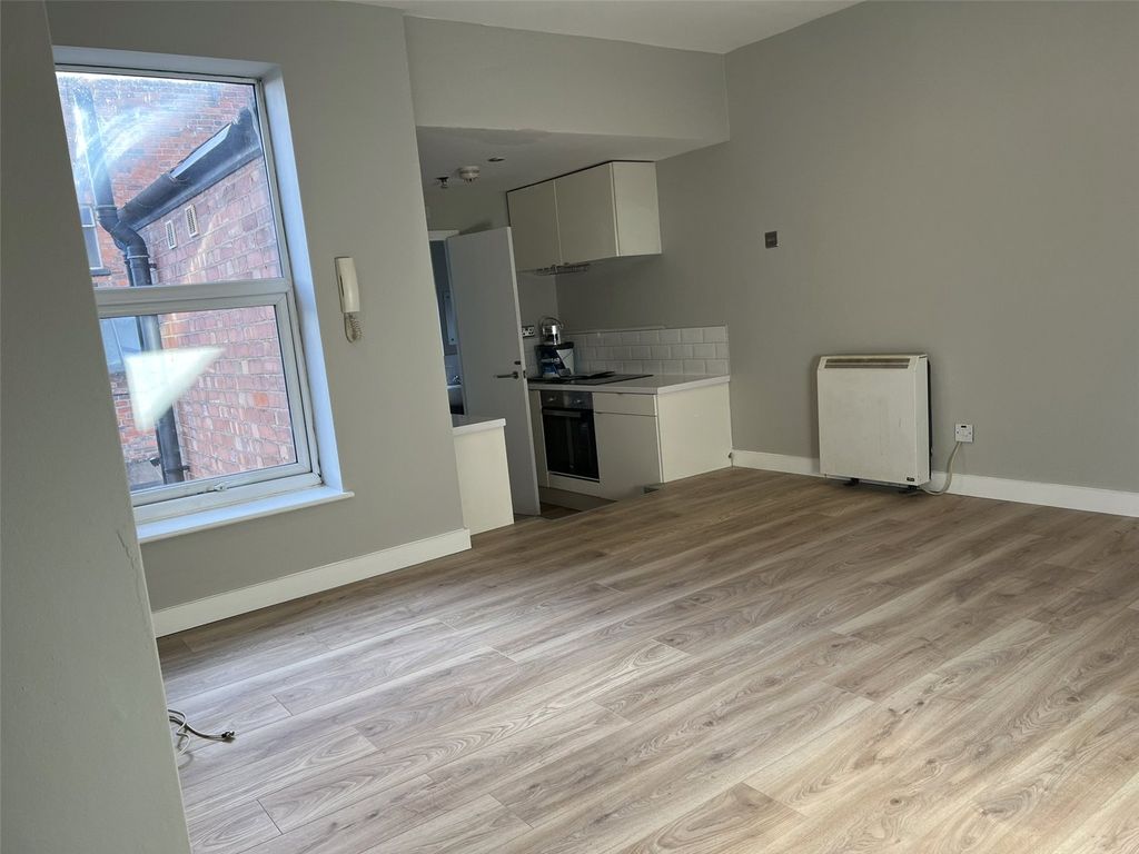 Property photo 3 of 17 Picture No. 25