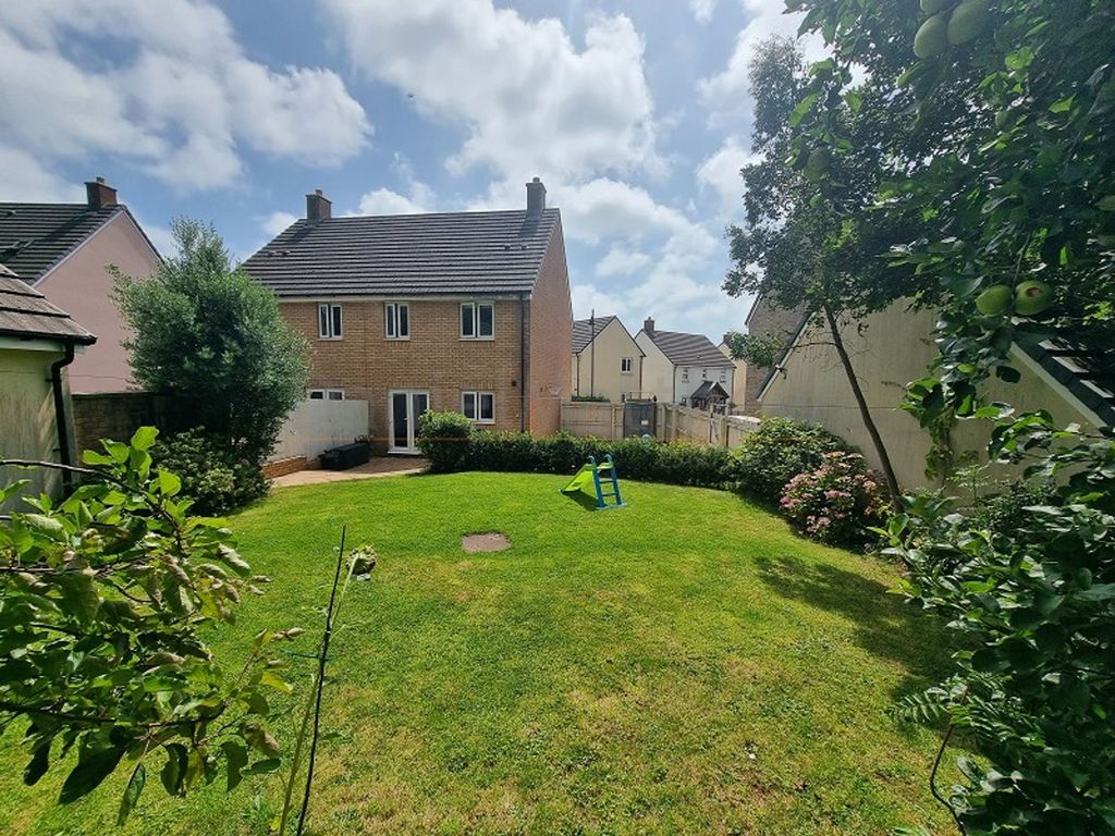 Property photo 2 of 21 Rear Garden