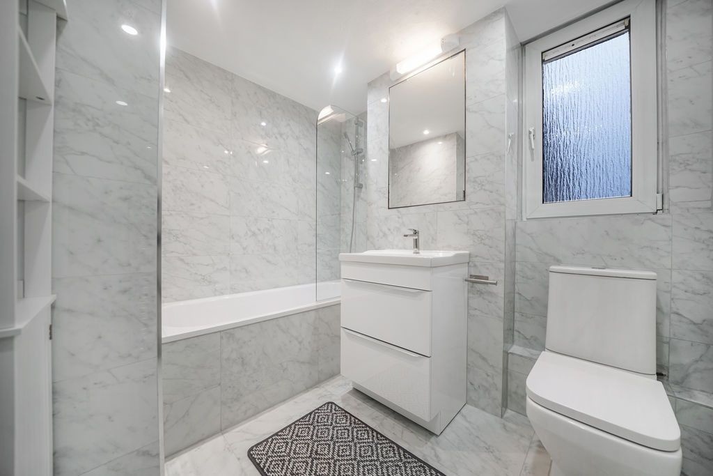 Property photo 3 of 14 Photo 2