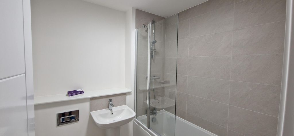 Property photo 2 of 2